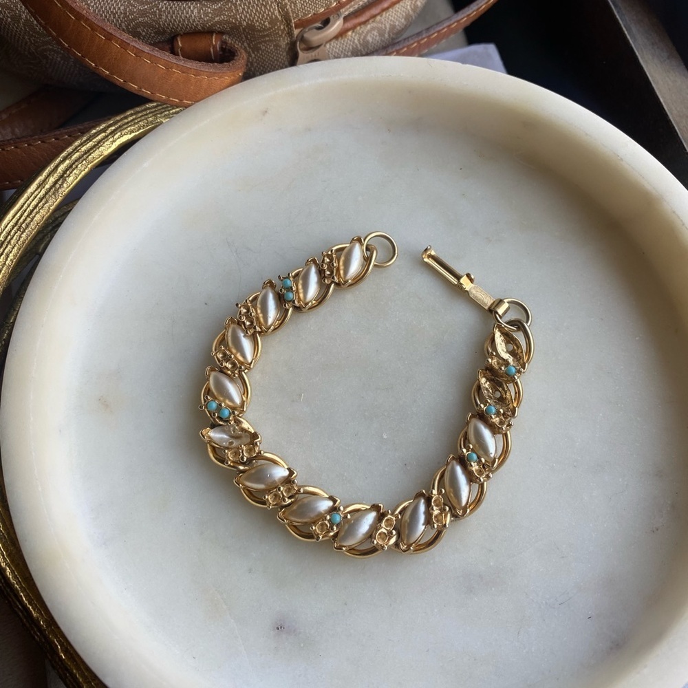 GOLD tone Florenza bracelet